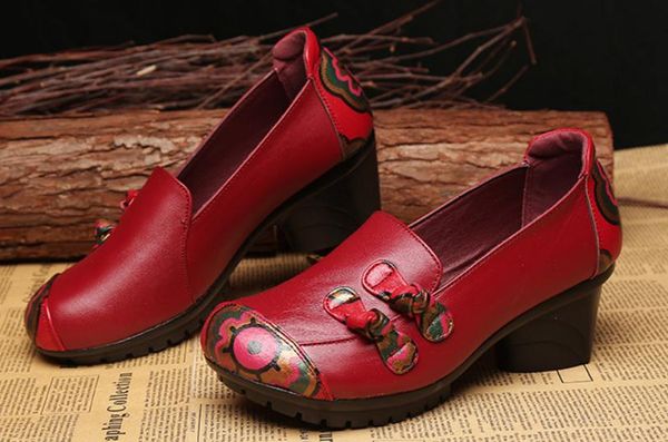 2018 new style mother's shoes spring and autumn middle age and old age women with middle heel head coarse heel, Black
2018 new style mother's shoes spring and autumn middle age and old age women with middle heel head coarse heel, Black