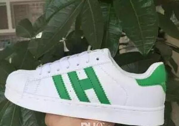 2020 brand discount prcie men women flat bottom plate direct selling business colors superstar shoes leather casual shoes couple shoes big46, Black
2020 brand discount prcie men women flat bottom plate direct selling business colors superstar shoes leather casual shoes couple shoes big46, Black