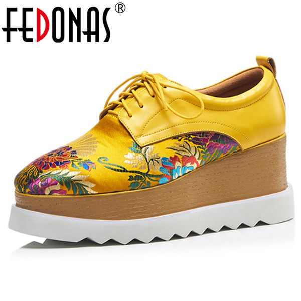 fedonas 2019 new vintage round toe platforms women pumps lace up genuine leather embroider silk wedges basic single shoes woman, Black
fedonas 2019 new vintage round toe platforms women pumps lace up genuine leather embroider silk wedges basic single shoes woman, Black