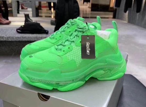 paris green crystal bottom triple-s leisure shoes luxury dad shoes platform triple s sneakers men women chaussures old grandpa trainer, Black
paris green crystal bottom triple-s leisure shoes luxury dad shoes platform triple s sneakers men women chaussures old grandpa trainer, Black