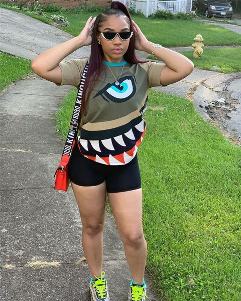 Womens Two Piece Pants Shorts Fashion Big Shark Print Females 2PCS Sets Designer Casual Donna Suits
Womens Two Piece Pants Shorts Fashion Big Shark Print Females 2PCS Sets Designer Casual Donna Suits