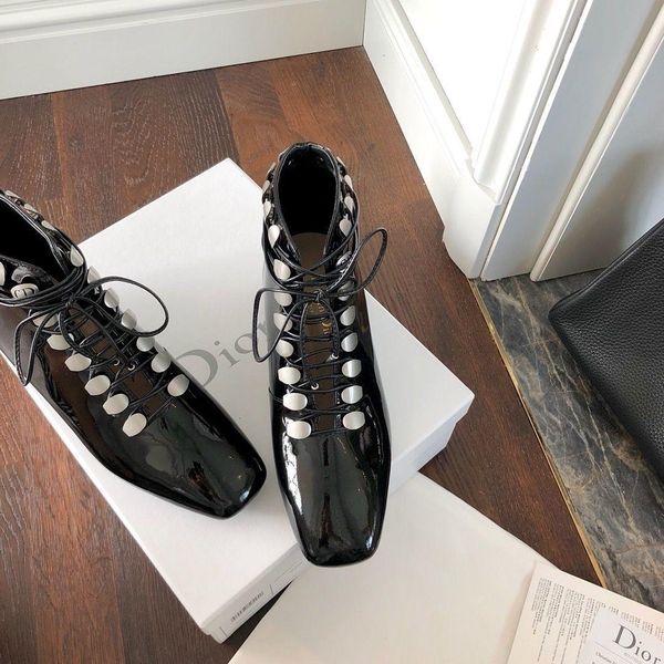 new thick heels and bare boots in autumn and winter women high-heeled boots leather banquet fashion boots fashion, Black;grey 
new thick heels and bare boots in autumn and winter women high-heeled boots leather banquet fashion boots fashion, Black;grey