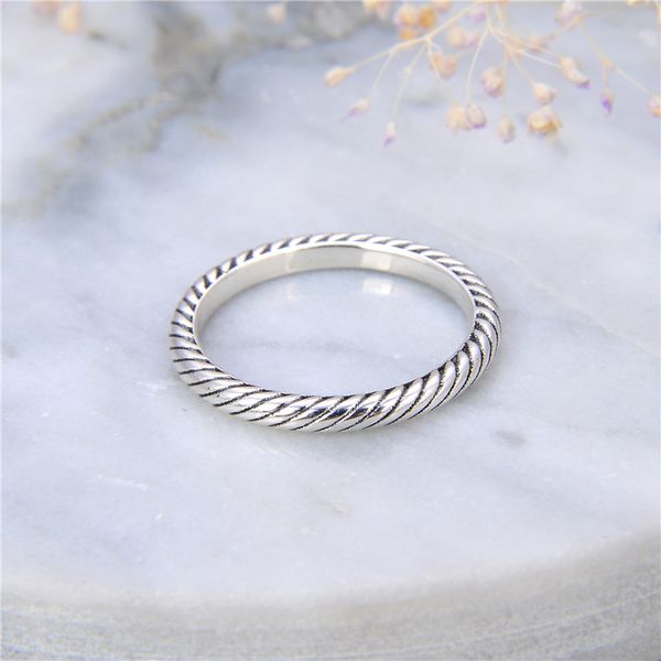 korean version of the selling new silver ring 925 sterling silver ring party ladies style original exquisite fashion jewelr, Golden;silver
korean version of the selling new silver ring 925 sterling silver ring party ladies style original exquisite fashion jewelr, Golden;silver