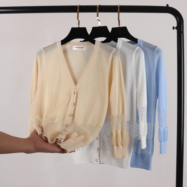 a skirt-matched jacket with a thin ice-silk knitted sweater and sling for women's seven-minute sleeves, White
a skirt-matched jacket with a thin ice-silk knitted sweater and sling for women's seven-minute sleeves, White
