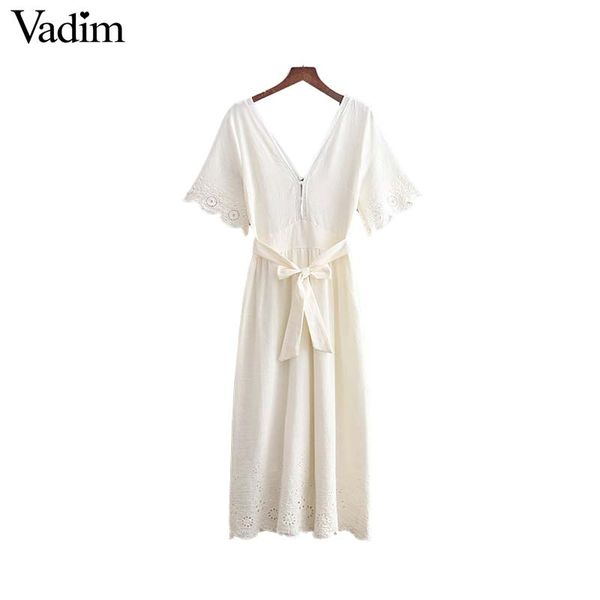 Vadim V neck lace patchwork embroidery dress backless bow tie sashes pleated female casual chic midi dresses vestidos QA345
Vadim V neck lace patchwork embroidery dress backless bow tie sashes pleated female casual chic midi dresses vestidos QA345