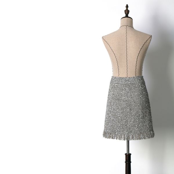 new qz8813082 style fragrant silver tweed tassels pearl buttons slits hip and short skirts, Black
new qz8813082 style fragrant silver tweed tassels pearl buttons slits hip and short skirts, Black