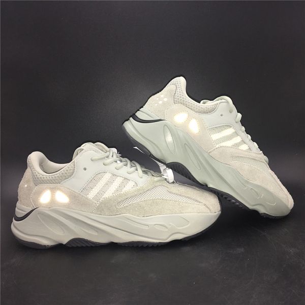 kanye's 700 v2 static wave runner vanta geod shoes,shop 3m reflective 700 west sneakers inertia mauve solid grey all black mens women, White;red
kanye's 700 v2 static wave runner vanta geod shoes,shop 3m reflective 700 west sneakers inertia mauve solid grey all black mens women, White;red