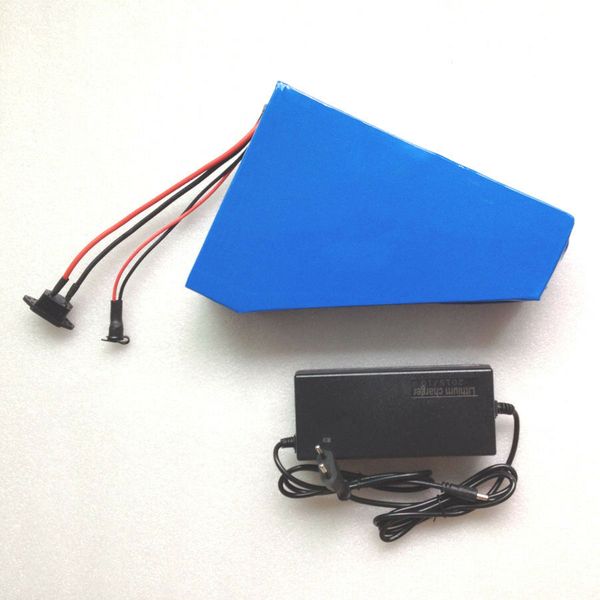 waterproof high-quality electric bike triangle battery 48v 20ah 18650 batteries for 400w to 1300w motor with charger and bag
waterproof high-quality electric bike triangle battery 48v 20ah 18650 batteries for 400w to 1300w motor with charger and bag
