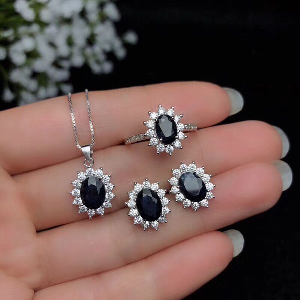 origin of china, black, natural sapphire jewelry suit, rings, necklace earrings, classic style
origin of china, black, natural sapphire jewelry suit, rings, necklace earrings, classic style
