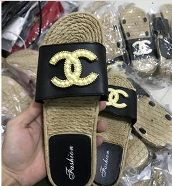 Brand women hoe big ize 35 42 ca ual hoe luxury lipper flip flop rihanna ace women andal non lip de igner lipper
Brand women hoe big ize 35 42 ca ual hoe luxury lipper flip flop rihanna ace women andal non lip de igner lipper