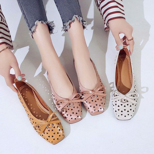 women's shoes 2019 spring and summer korean version of the new network red tide shoes breathable square head large size, Black
women's shoes 2019 spring and summer korean version of the new network red tide shoes breathable square head large size, Black