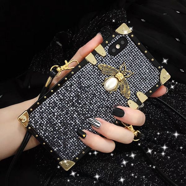 one piece luxury iphone xr phone case high end for iphone 7 little bee fashion new designer paillette back cover with lanyard
one piece luxury iphone xr phone case high end for iphone 7 little bee fashion new designer paillette back cover with lanyard