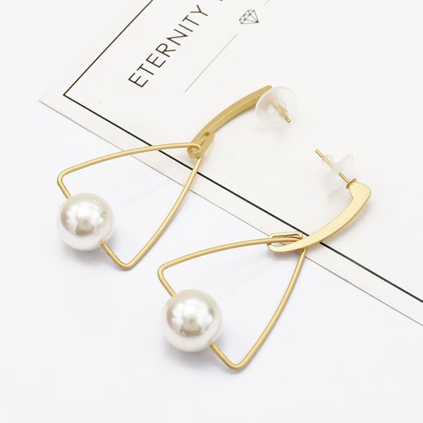 fashion trend simple personality exaggerated wind triangle earrings with ladies alloy pearl earrin pendant earrings pendant jewelry gift, Silver
fashion trend simple personality exaggerated wind triangle earrings with ladies alloy pearl earrin pendant earrings pendant jewelry gift, Silver