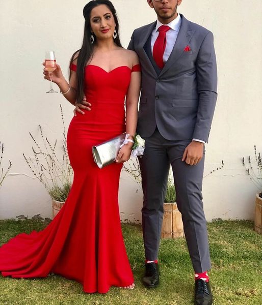 vintage women's long off shoulder burgundy mermaid evening dresses sweep train robe de soiree custom made lace up back formal gowns, Black;red
vintage women's long off shoulder burgundy mermaid evening dresses sweep train robe de soiree custom made lace up back formal gowns, Black;red