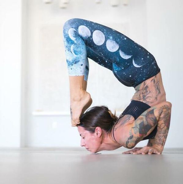 yoga pants women slim fitness leggings running sport pants planet printed gym yoga bottoms leggings sportswear, White;red
yoga pants women slim fitness leggings running sport pants planet printed gym yoga bottoms leggings sportswear, White;red