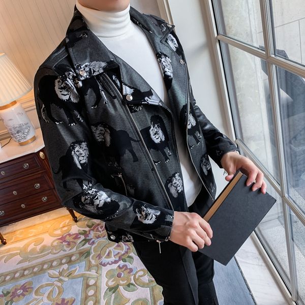 men jacket pu leather fashion 2020 animal print turn down collar casual jackets men streetwear slim fit coat autumn winter, Black;brown
men jacket pu leather fashion 2020 animal print turn down collar casual jackets men streetwear slim fit coat autumn winter, Black;brown