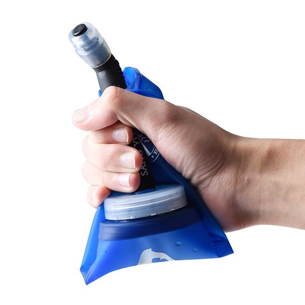 travel folding water bag reusable outdoor sports portable camping ultralight mountaineering tpu collapsible with straw hiking
travel folding water bag reusable outdoor sports portable camping ultralight mountaineering tpu collapsible with straw hiking