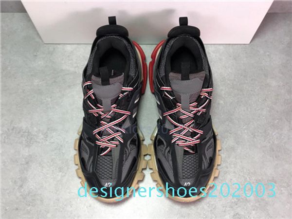 triple s track 3.0 casual shoes man woman sneaker lace-up mixed colors fashion lace up grandpa trainerdesigner shoes chaussures de sport s03, Black 
triple s track 3.0 casual shoes man woman sneaker lace-up mixed colors fashion lace up grandpa trainerdesigner shoes chaussures de sport s03, Black
