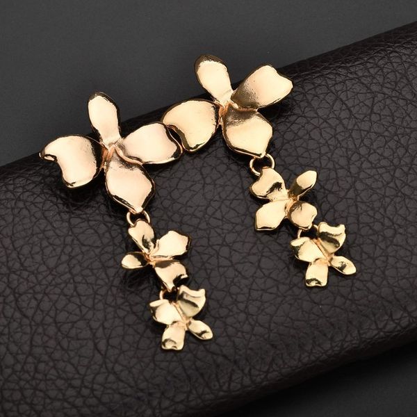 states the new retro exaggerated big eardrop golden earrings stud earrings three interesting exaggerated, Silver
states the new retro exaggerated big eardrop golden earrings stud earrings three interesting exaggerated, Silver