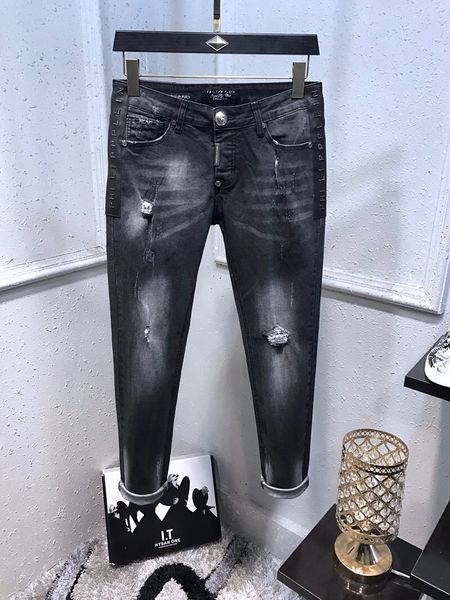 new mens designer jeans hole fashion side stripe stretch jeans skinny spliced ripped high stree denim pants us size 28-36, Blue
new mens designer jeans hole fashion side stripe stretch jeans skinny spliced ripped high stree denim pants us size 28-36, Blue