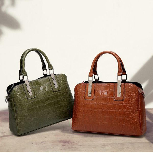 2019 new european and american fashion crocodile pattern simple handbag ladies shoulder bag
2019 new european and american fashion crocodile pattern simple handbag ladies shoulder bag
