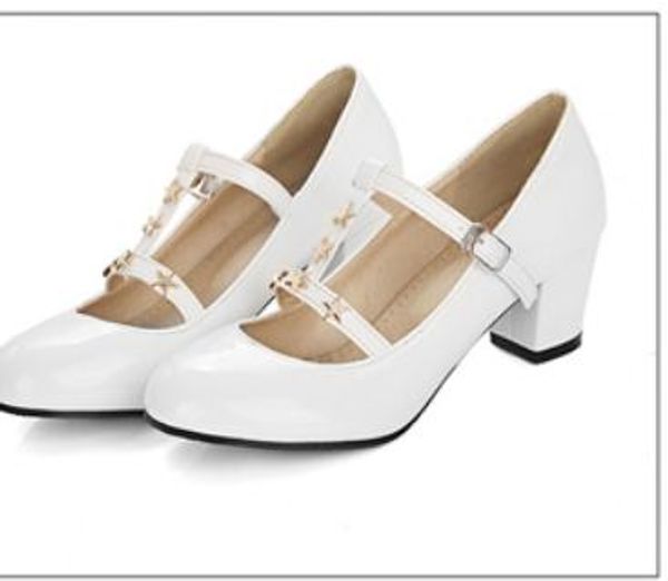 2018 fashion women's shoes in spring and autumn with new style middle heel coarse heel round head, Black
2018 fashion women's shoes in spring and autumn with new style middle heel coarse heel round head, Black