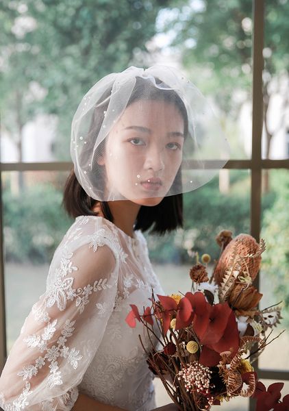 ivory short wedding veil soft tulle with comb bridal veil wedding accessories, Black
ivory short wedding veil soft tulle with comb bridal veil wedding accessories, Black