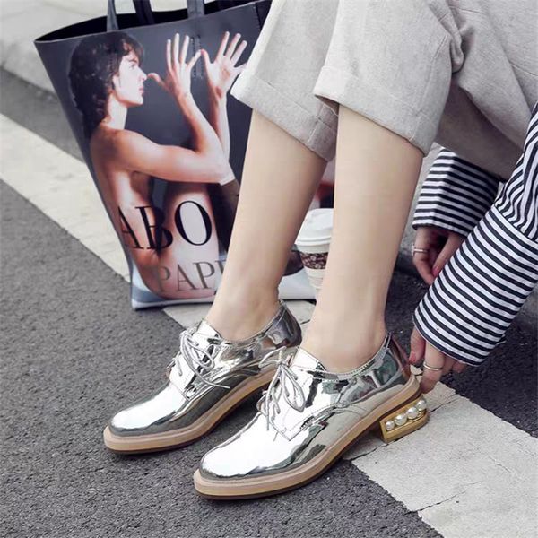 new style women silver mirror dress shoes black patent leather lady shoes genuine leather pearl shoes party wedding
new style women silver mirror dress shoes black patent leather lady shoes genuine leather pearl shoes party wedding