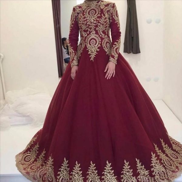 2020 burgundy muslim high neck evening dresses with long sleeves gold lace appliques ball gown prom dresses vestido de festa, Black;red
2020 burgundy muslim high neck evening dresses with long sleeves gold lace appliques ball gown prom dresses vestido de festa, Black;red