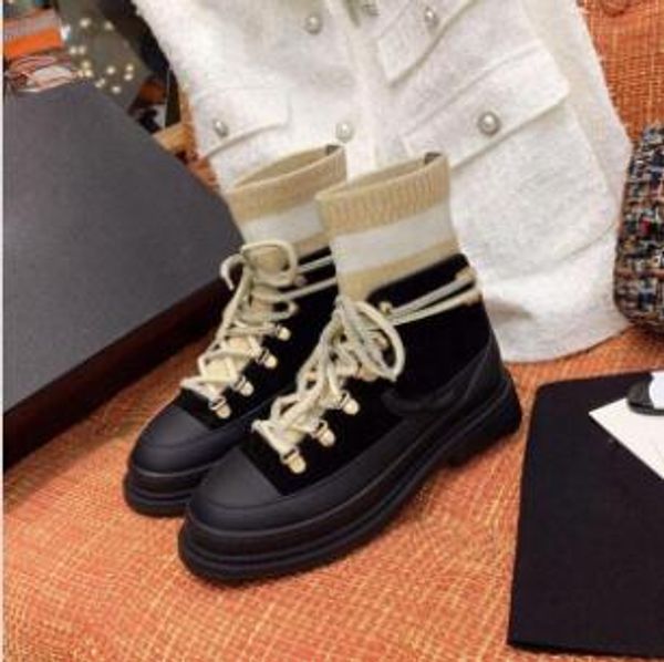 2020 new designer05 women's martin boots winter contrast color sports women's motorcycle boots popular high-end quality casual sho, Black
2020 new designer05 women's martin boots winter contrast color sports women's motorcycle boots popular high-end quality casual sho, Black
