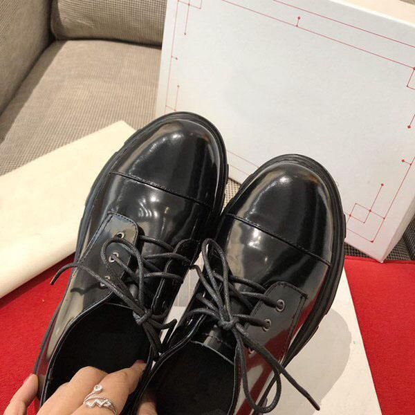 2020 women fashion genuine leather sneakers brand designer platform classic dress shoes walking flats size 35-40 l14, Black
2020 women fashion genuine leather sneakers brand designer platform classic dress shoes walking flats size 35-40 l14, Black