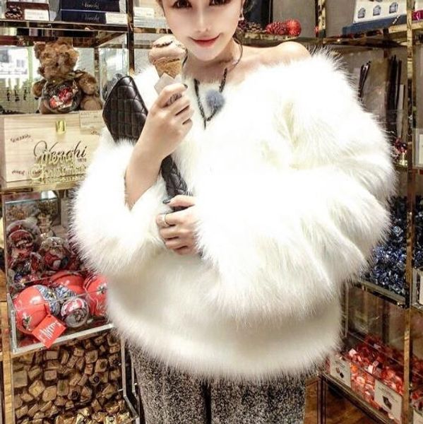 vetement 2019 winter women's faux fur coat artificial fur overcoat furry jacket femme plus size furry fake outwear q986, Black
vetement 2019 winter women's faux fur coat artificial fur overcoat furry jacket femme plus size furry fake outwear q986, Black