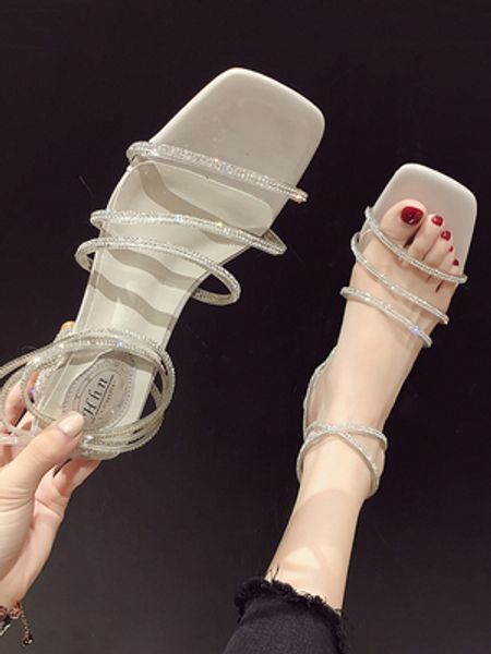net red sandals female 2020 new summer korean version of the fashion transparent rhinestone thick with a word buckle wild s, Black
net red sandals female 2020 new summer korean version of the fashion transparent rhinestone thick with a word buckle wild s, Black