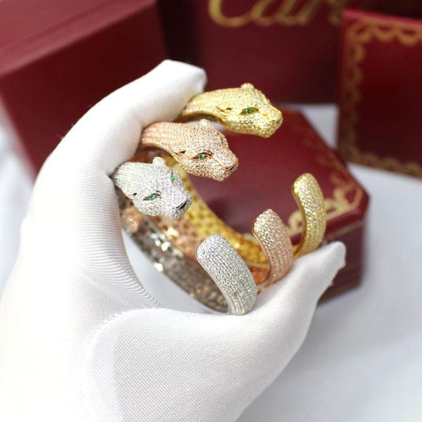 Luxury Animal Bracelet Mens Fashion Leopard Bangles Full Diamond Unisex Bracelets 18K Gold Plated Bangle Womens Hip Hop Bracelets Lover Gift
Luxury Animal Bracelet Mens Fashion Leopard Bangles Full Diamond Unisex Bracelets 18K Gold Plated Bangle Womens Hip Hop Bracelets Lover Gift