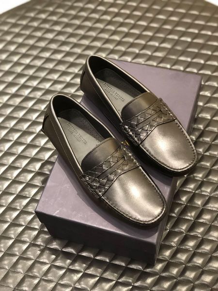 2020 latest black leather casual slippers men casual shoes fashion trend comfortable shoe size 38-45 type 39745400608ab
2020 latest black leather casual slippers men casual shoes fashion trend comfortable shoe size 38-45 type 39745400608ab