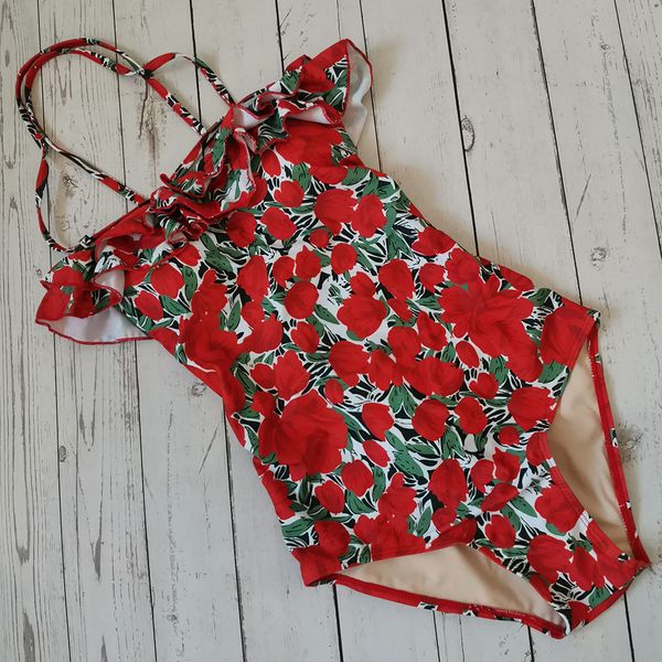 woman printing one piece swimwear swimsuit red bathing suit floral swim suit girls slim halter bandage monokini beachwear, White;black
woman printing one piece swimwear swimsuit red bathing suit floral swim suit girls slim halter bandage monokini beachwear, White;black
