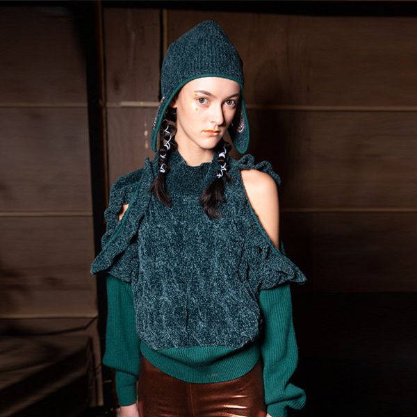 tvvovvin 2019 autumn shenil velvet strapless lotus leaf edge high lead lantern sleeve patchwork knitting sweater 2019 zx132, White;black
tvvovvin 2019 autumn shenil velvet strapless lotus leaf edge high lead lantern sleeve patchwork knitting sweater 2019 zx132, White;black