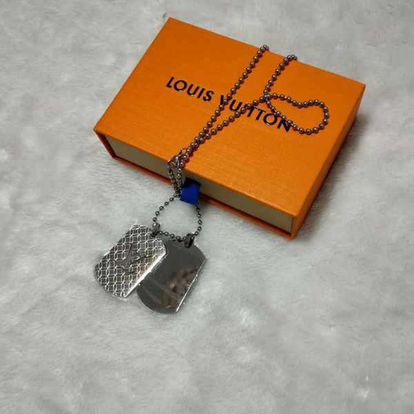 2020 new fashion jewelry stainless designers pendant necklaces bangles pulseiras bracelets for man and women with gift box, Silver
2020 new fashion jewelry stainless designers pendant necklaces bangles pulseiras bracelets for man and women with gift box, Silver
