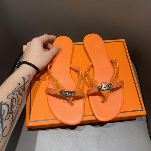 in the summer of 2020 the new leather flip-flops women sandals with beach flip flops sandals outside with flat shoes shower room indoor, Blue;gray
in the summer of 2020 the new leather flip-flops women sandals with beach flip flops sandals outside with flat shoes shower room indoor, Blue;gray