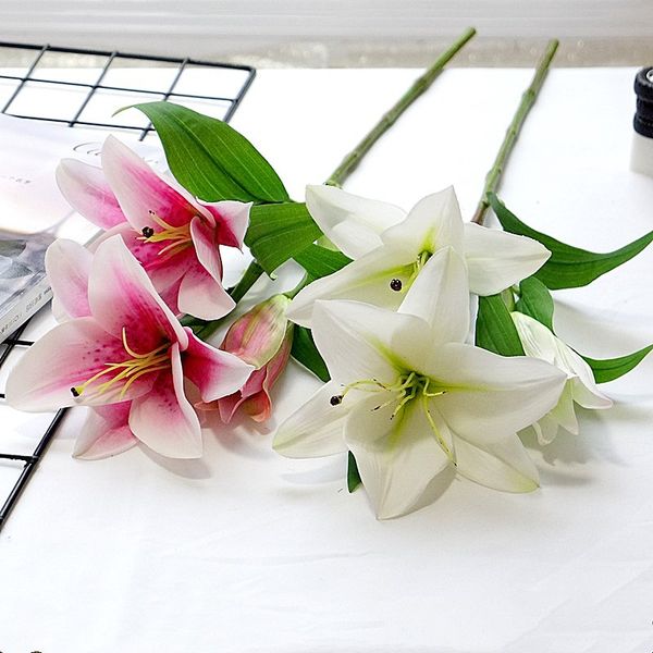 3heads/branch lily flower platic artificial flowers for home table decoration white flores artificiais
3heads/branch lily flower platic artificial flowers for home table decoration white flores artificiais