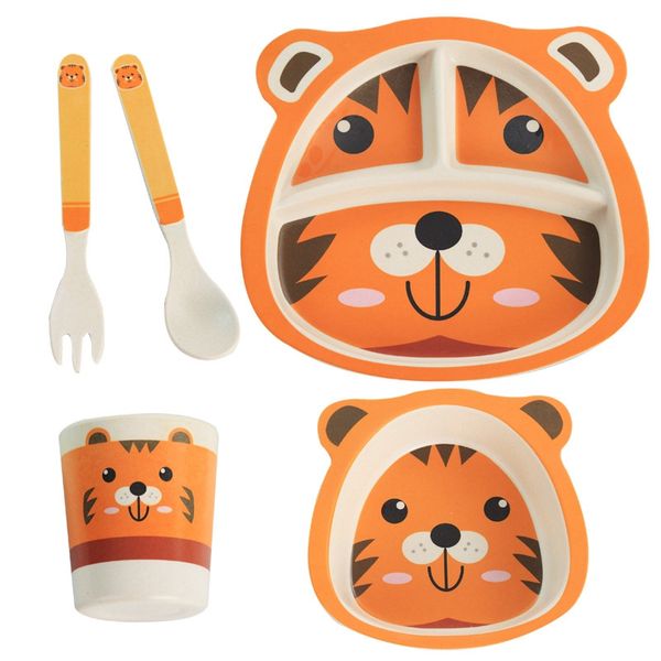 5pcs/set baby dish training tableware children cute cartoon feeding food dishes kids dinnerware with bowl cup spoon fork plate
5pcs/set baby dish training tableware children cute cartoon feeding food dishes kids dinnerware with bowl cup spoon fork plate