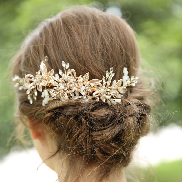 crystal floral bridal hair comb handmade bridal headpiece gold wedding hair jewelry, Golden;white
crystal floral bridal hair comb handmade bridal headpiece gold wedding hair jewelry, Golden;white