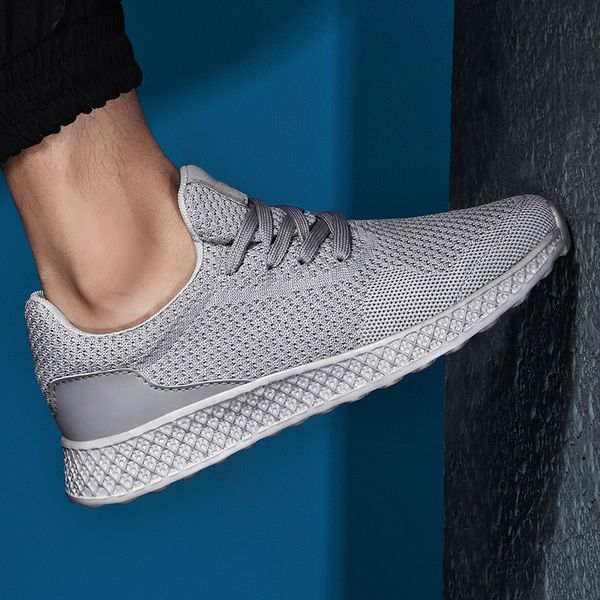 light gray running shoes men breathable sports shoes for male summer male sports zapatillas hombre
light gray running shoes men breathable sports shoes for male summer male sports zapatillas hombre
