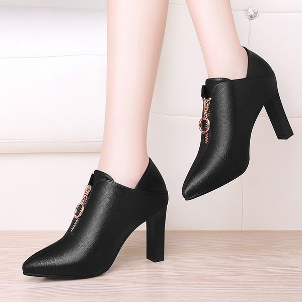 new fashion luxury designer women boot high heels chaussures pour femmes black beige genunie leather pointed toes ankle boots
new fashion luxury designer women boot high heels chaussures pour femmes black beige genunie leather pointed toes ankle boots