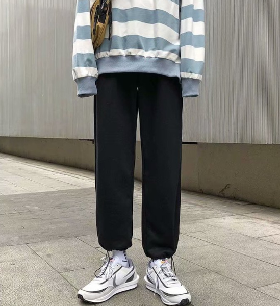 the new autumn style ins nine points harlan korean version of the wild trend loose casual pants, Black
the new autumn style ins nine points harlan korean version of the wild trend loose casual pants, Black