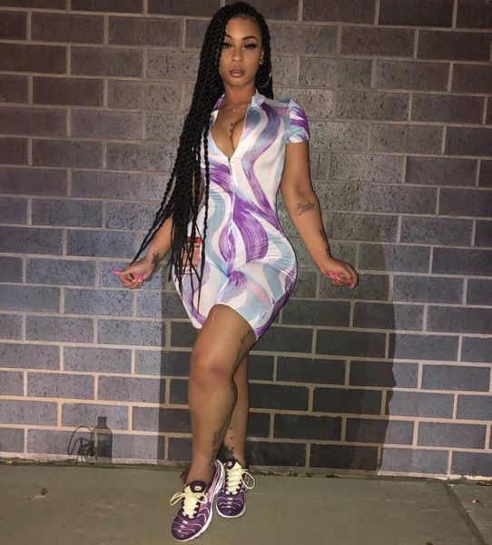 2019 summer print short zipper high elastic women jumpsuits female playsuits rompers plus size, Black;white
2019 summer print short zipper high elastic women jumpsuits female playsuits rompers plus size, Black;white