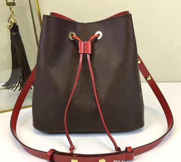 Wholesale Orignal leather fashion famous shoulder bag Tote designer handbags presbyopic shopping bag purse messenger bag #839
Wholesale Orignal leather fashion famous shoulder bag Tote designer handbags presbyopic shopping bag purse messenger bag #839