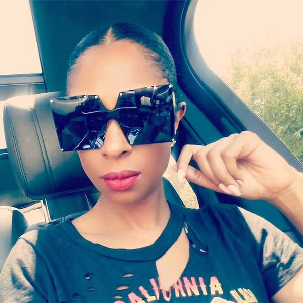 new oversized trend 2019 fashion sunglasses brand woman stempunk square women gafas de sol mujer, White;black
new oversized trend 2019 fashion sunglasses brand woman stempunk square women gafas de sol mujer, White;black