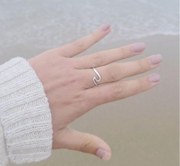 jewelry wave alloy rings for women simple fashion accessories engagement decorations party rings, Golden;silver
jewelry wave alloy rings for women simple fashion accessories engagement decorations party rings, Golden;silver
