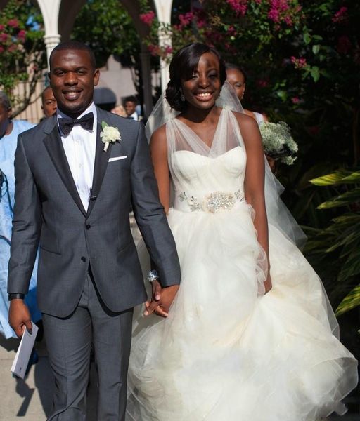fashionable two buttons gray groom tuxedos notch lapel groomsmen men blazers suits (jacket+pants+tie) no:390, White;black
fashionable two buttons gray groom tuxedos notch lapel groomsmen men blazers suits (jacket+pants+tie) no:390, White;black